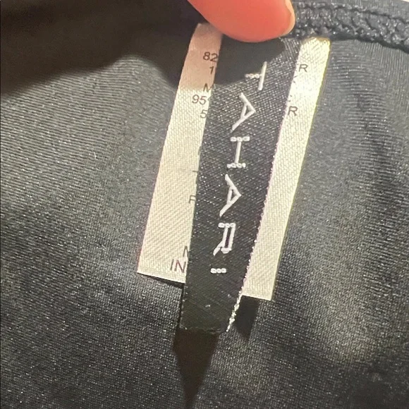 Tahari 3 Piece Black Bikini with Matching Sarong. size L. NWT. - Picture 12 of 13